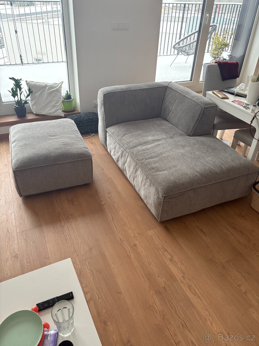 Prodám lenošku s taburetkou