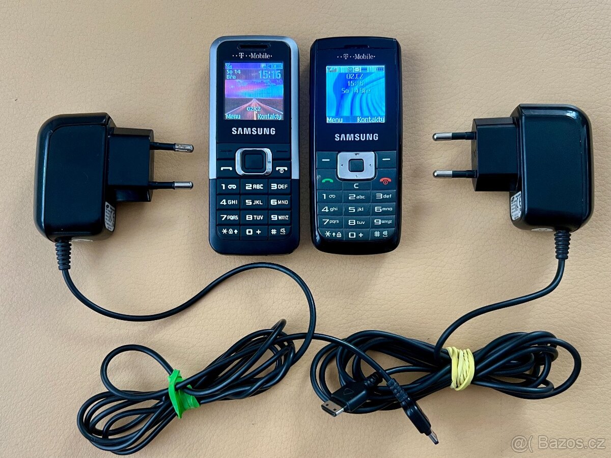 Samsung GT-E1120 a Samsung SGH-B100