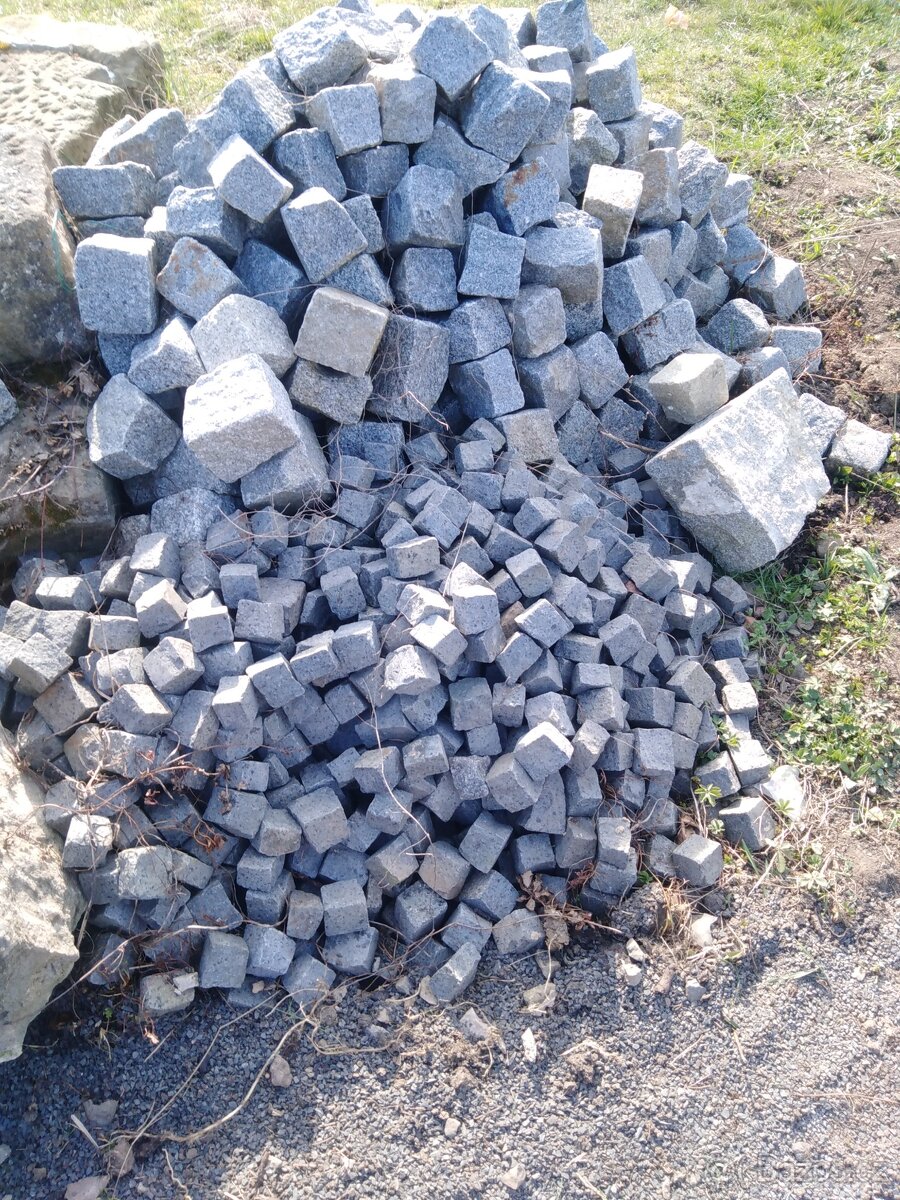 Žulové kostky