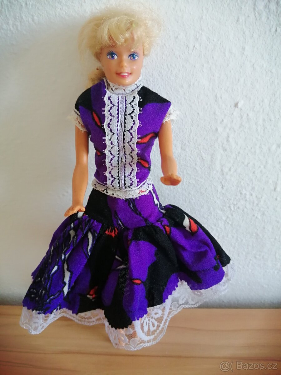 Šaty pro Barbie 9