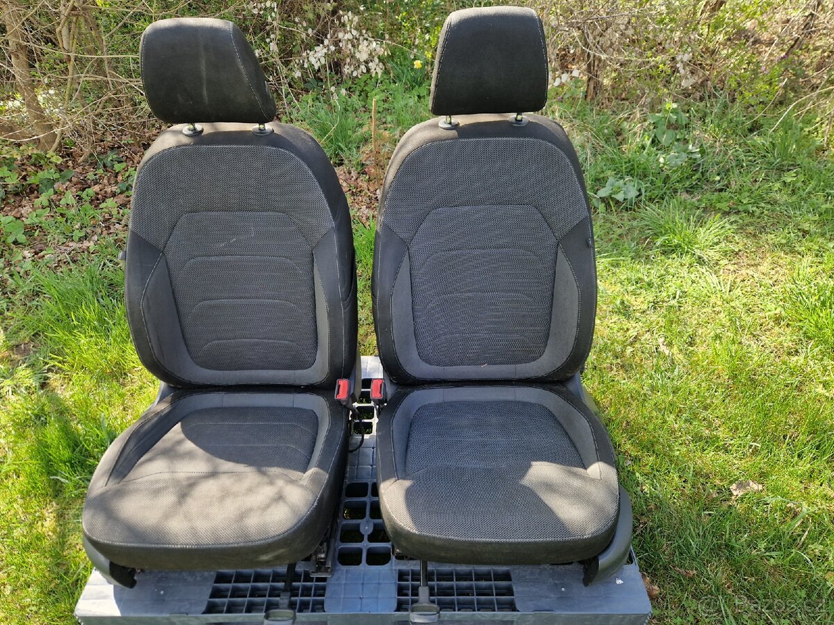 Škoda Kodiaq přední sedadla