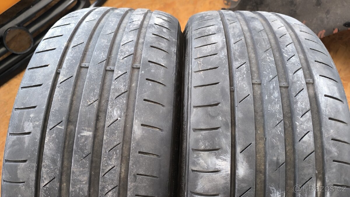 Kumho 225/35 r19 88y