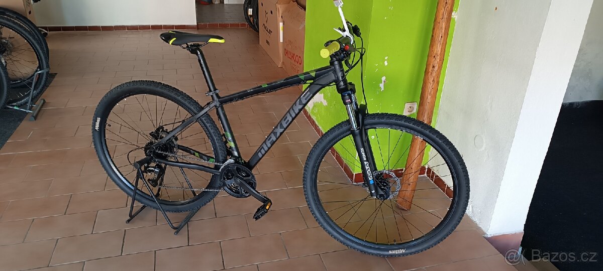 Kolo Maxbike 29", Shimano 3x8s, velikost 17"