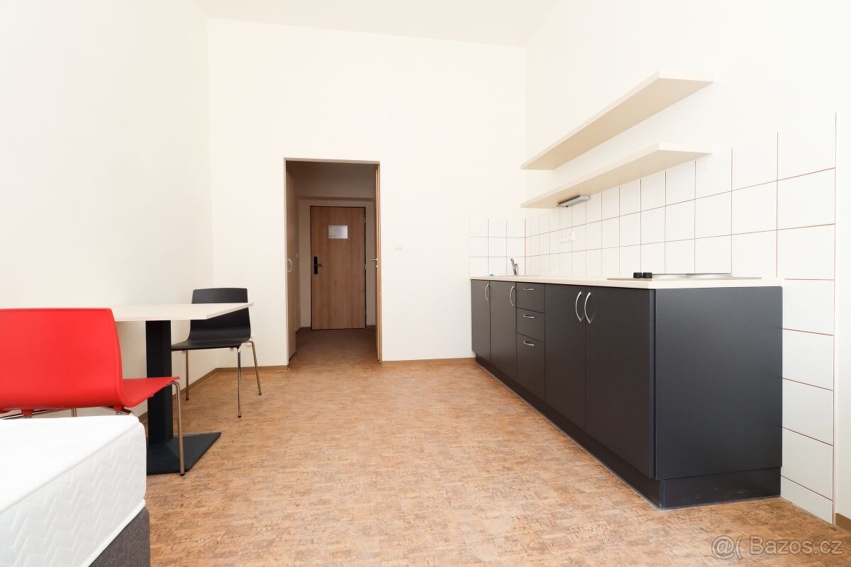 Pronájem, Byty 1+kk, 24m2 - Praha - Smíchov, ev.č. S2632