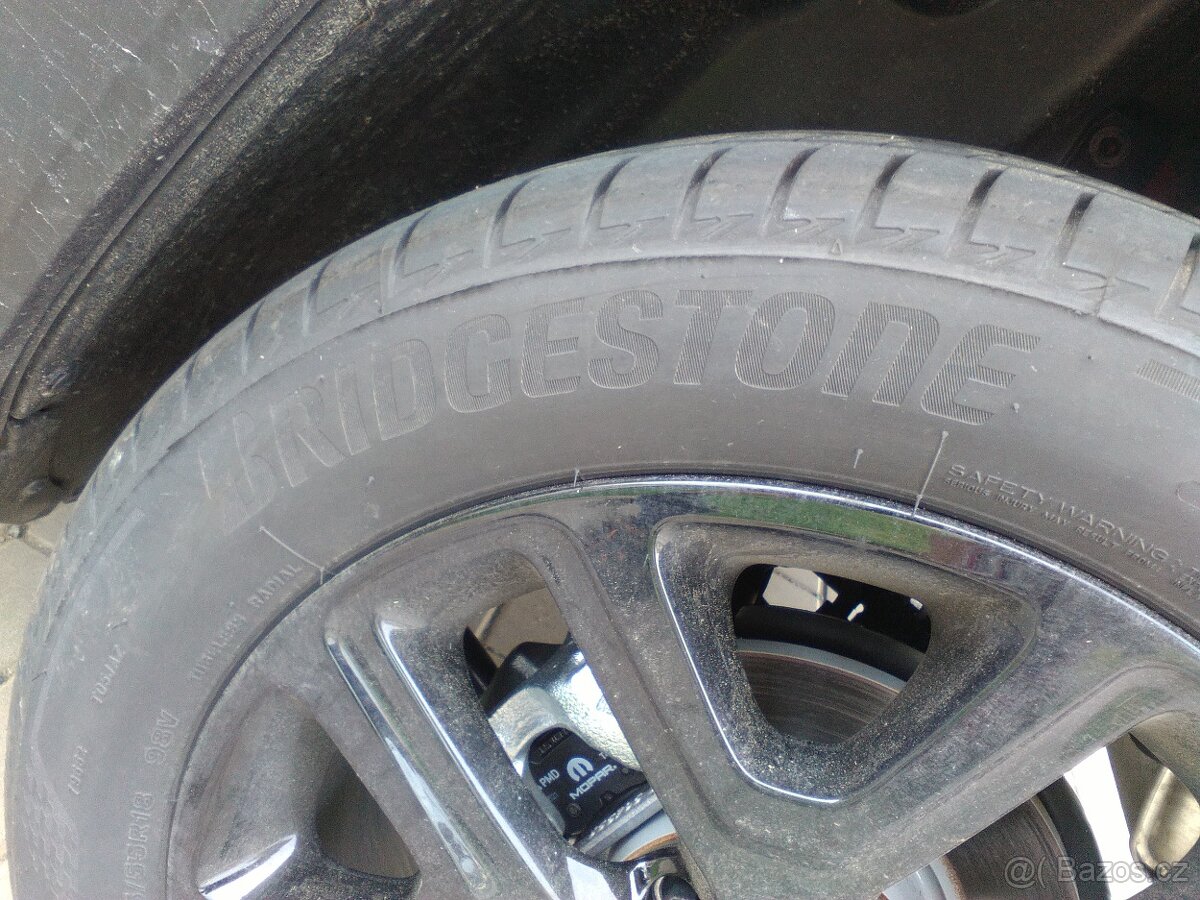 Pneu BRIDGESTONE Turanz 005 225/55 R 18 letní