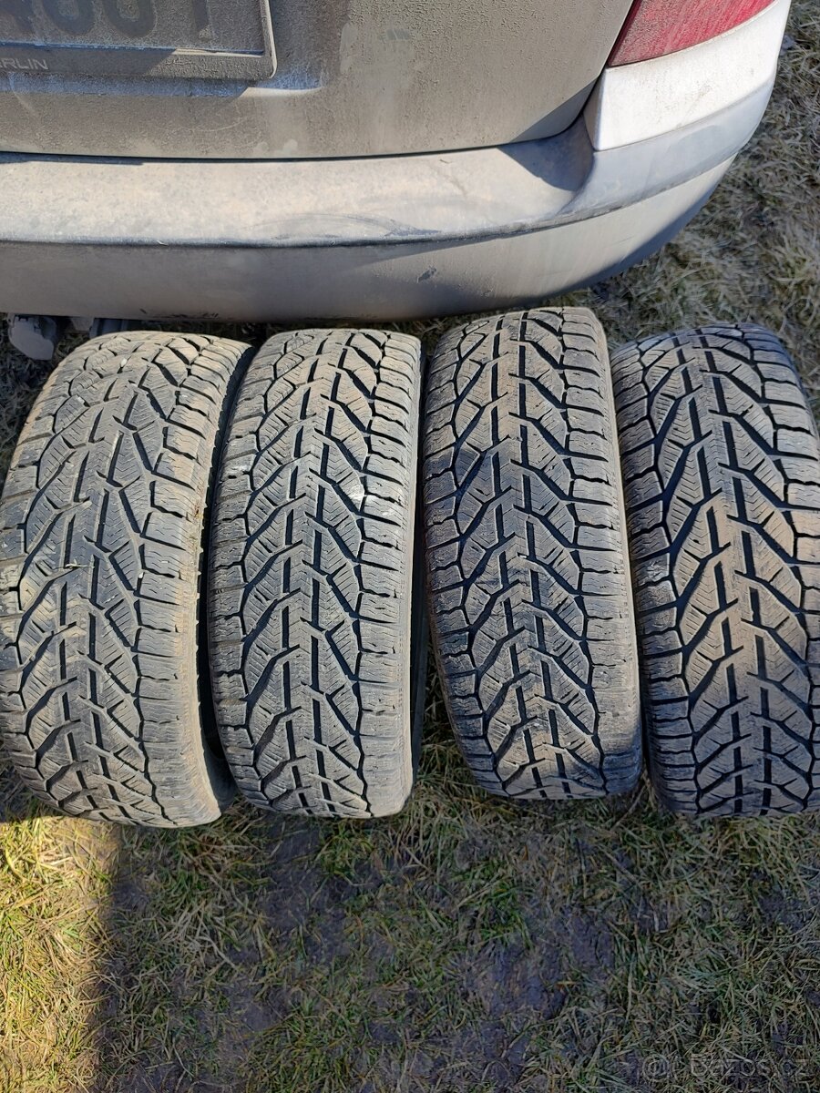 Pneu 185/55/15