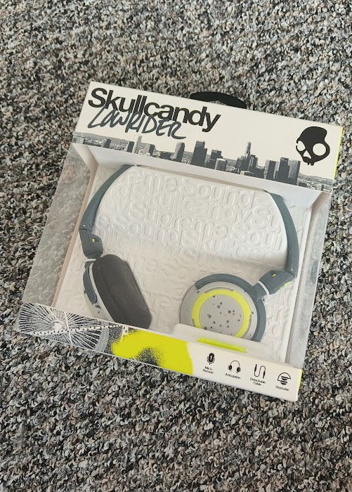 Sluchátka Skullcandy Lowrider s mikrofonem (nové)