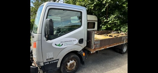 Nissan Cabstar