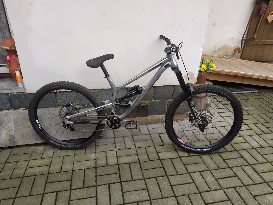 Commencal Furious