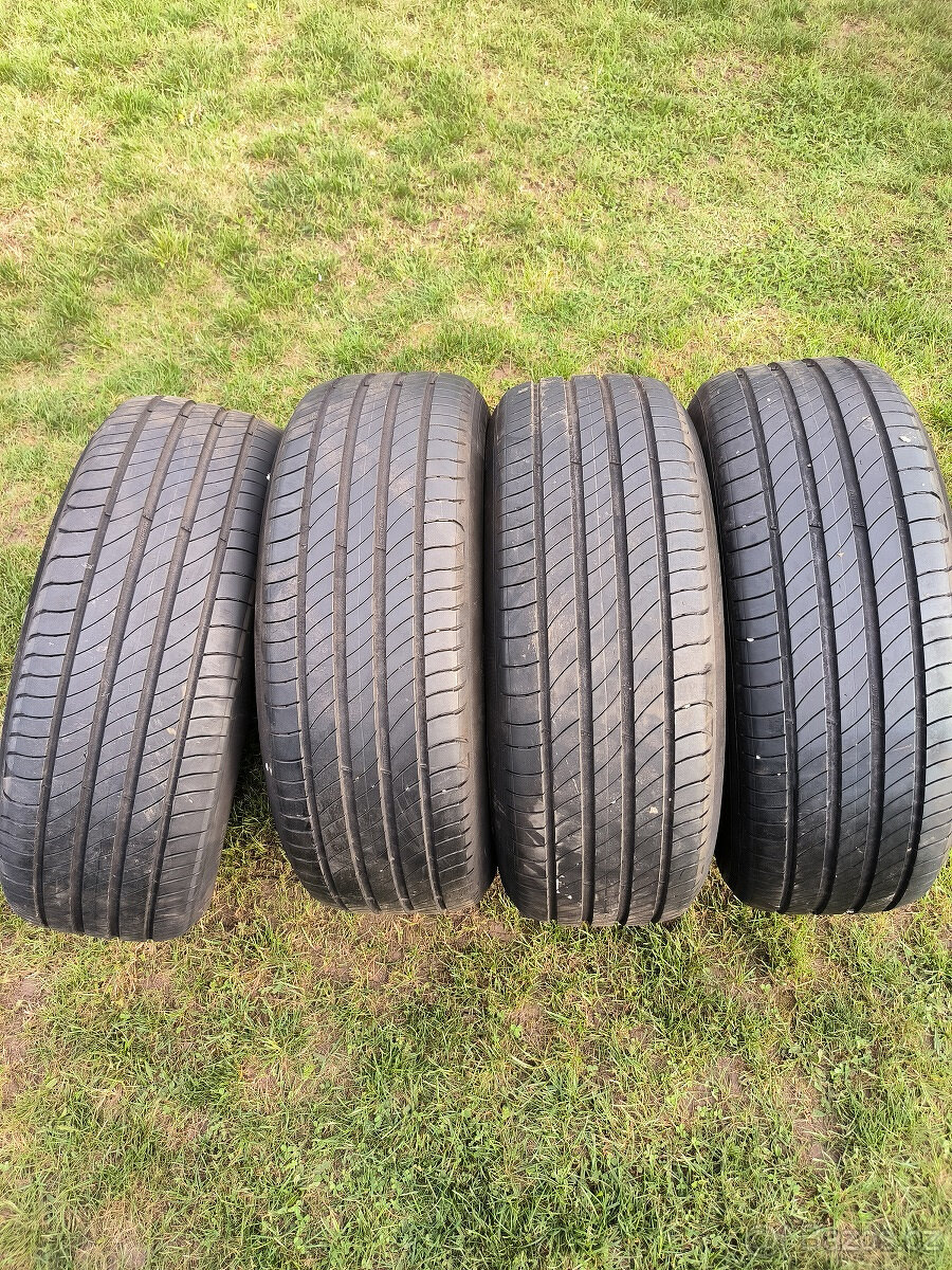 4 letní pneu 205/55/17 MICHELIN