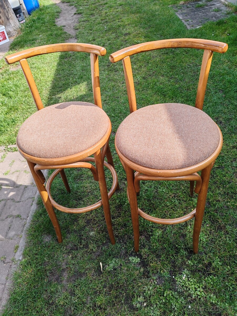 Barové židle TON celkem 4ks