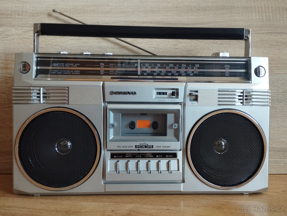 Sanyo M-X320LU