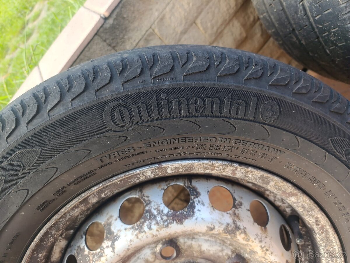 Pneumatiky na discich 215/65 R15 C Ford Transit custom