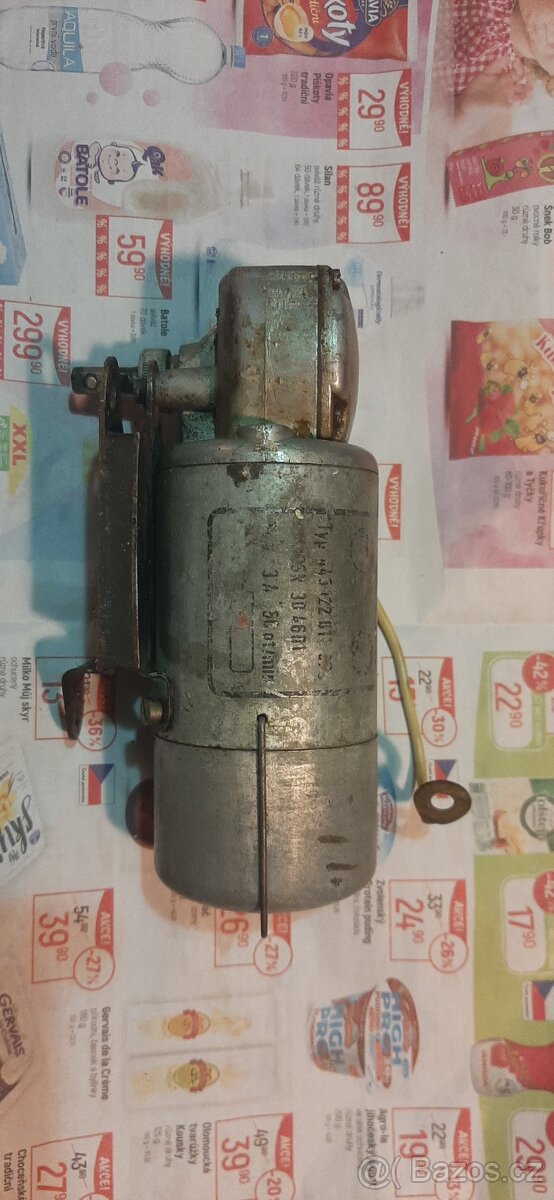 Škoda 1000MB motorek stěračů
