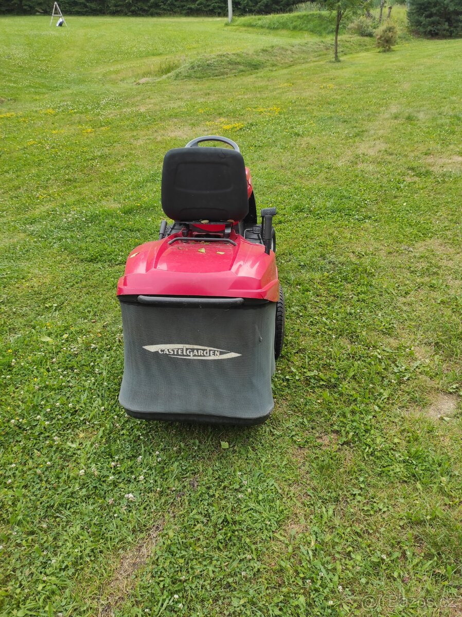 Zahradní traktůrek Castellgarden 13.5HP