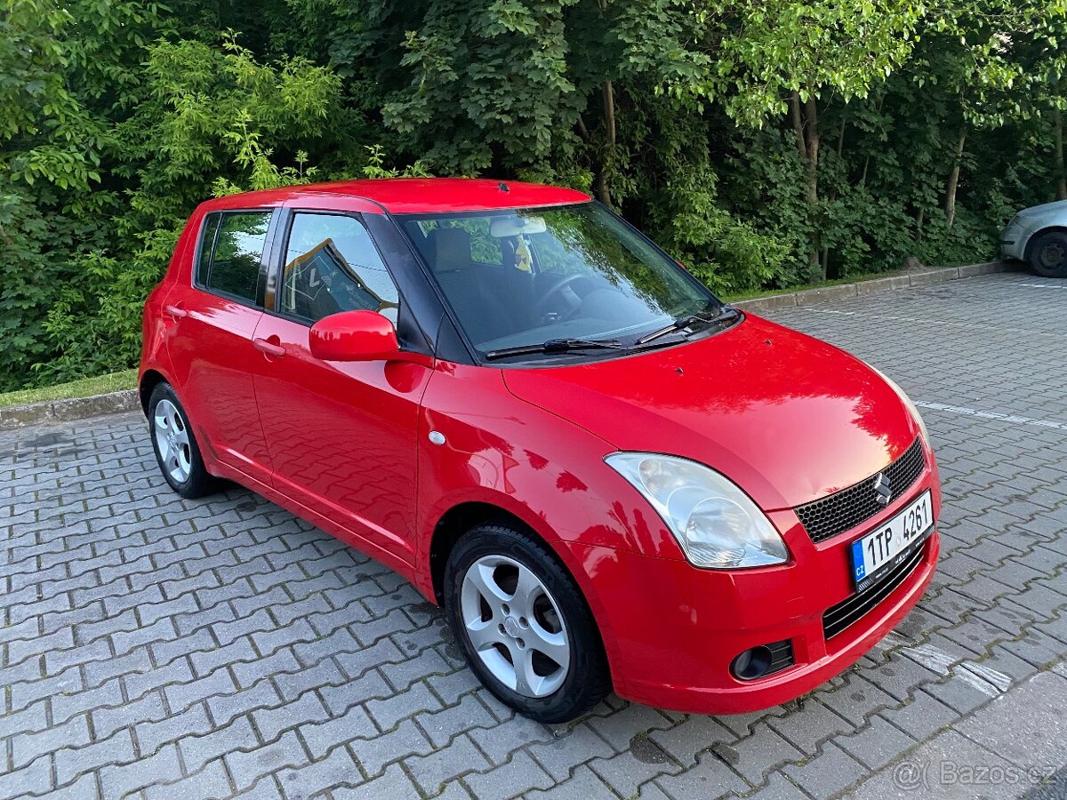 SUZUKI SWIFT 2007 1.3 BENZÍN