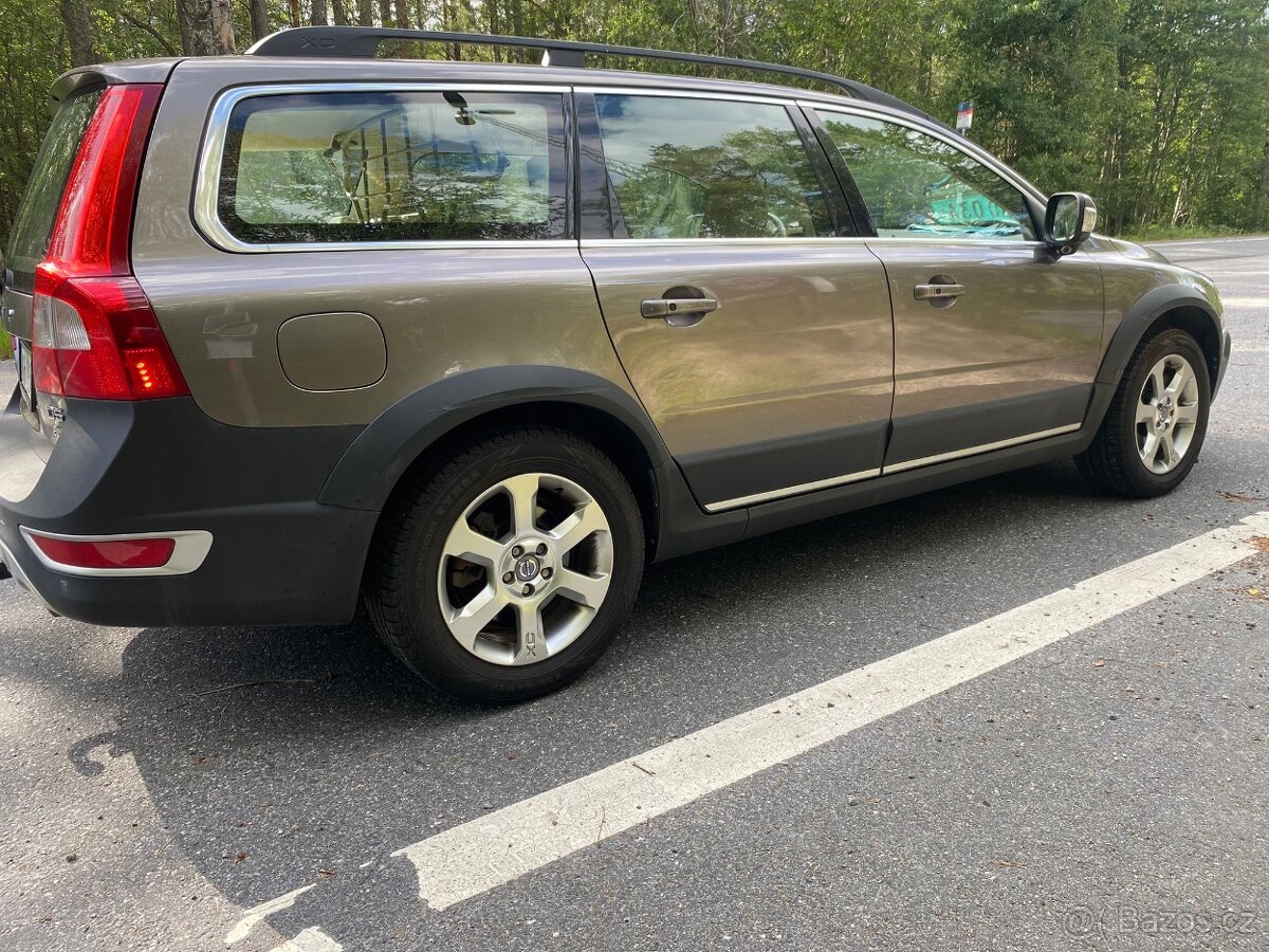 VOLVO XC70 D5 SUMMUM 205HP