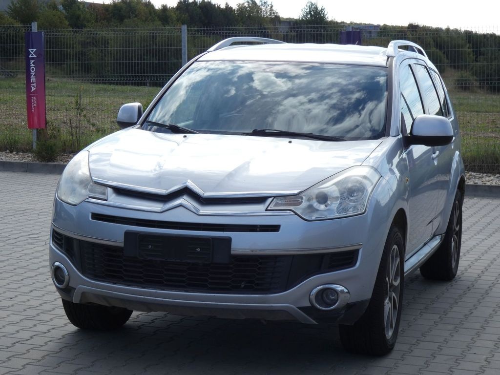 Citroën C-Crosser 2.2 HDI 4x4, polokůže