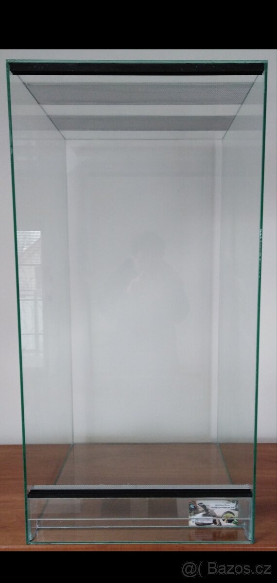 Terárium nové 40x40x100 pro chameleona a jine stromové gekon
