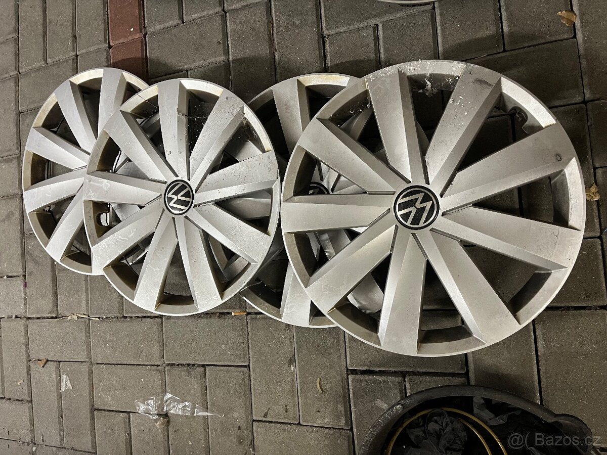 Poklice - Kryty kol Volkswagen 16” (16 palců)