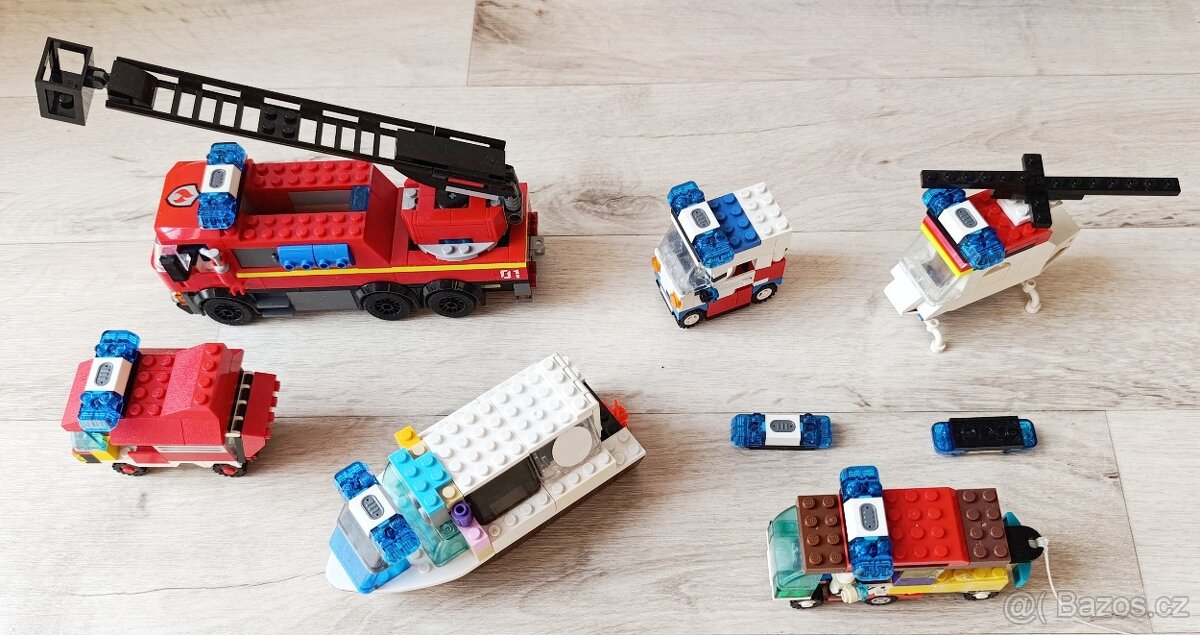 LEGO houkačka - maják, bliká a houká na baterku