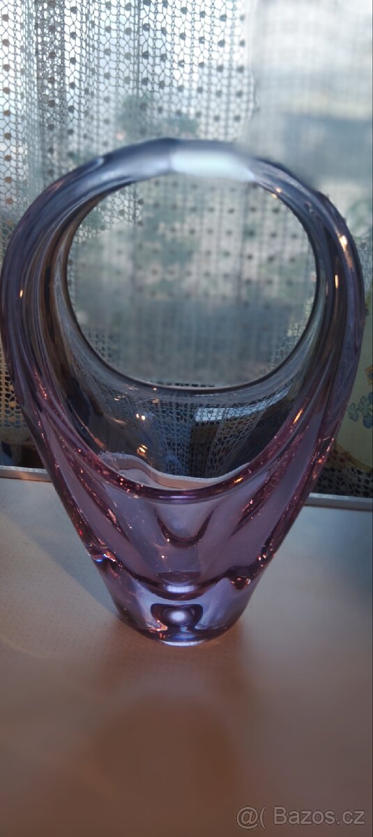 Hutní sklo fialový košík Železnoborské sklárny Klinger