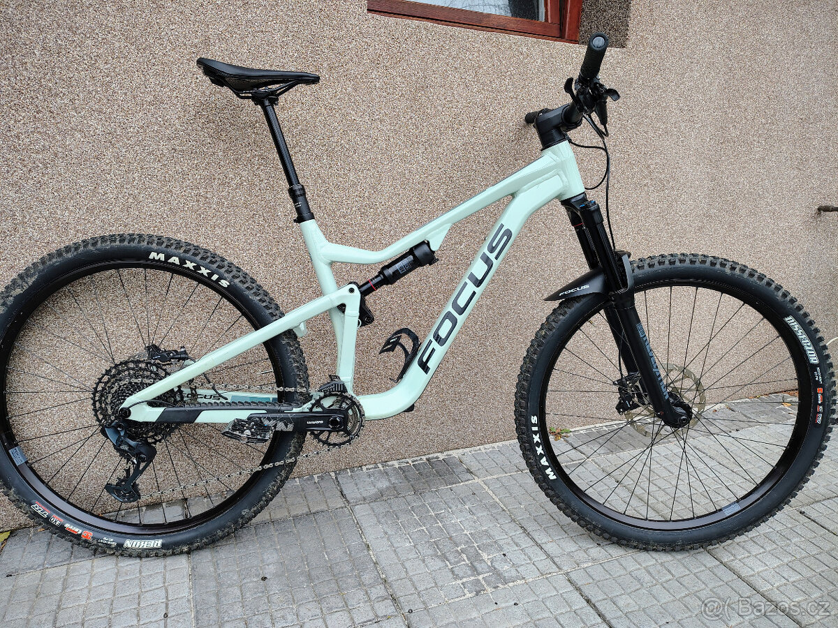 Celoodpružené kolo Focus Jam 6.8 velikost L