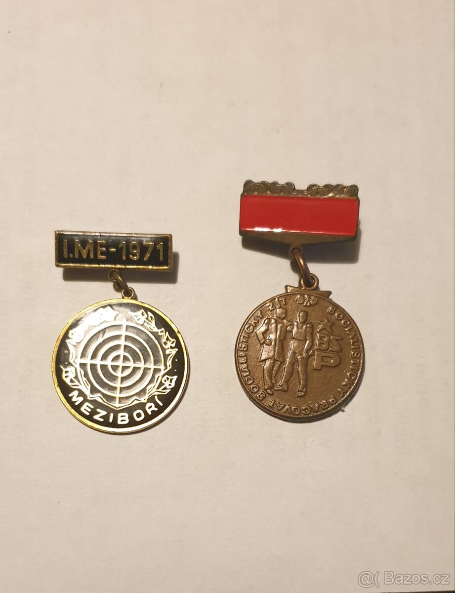 Prodám ruzne socialistické odznaky