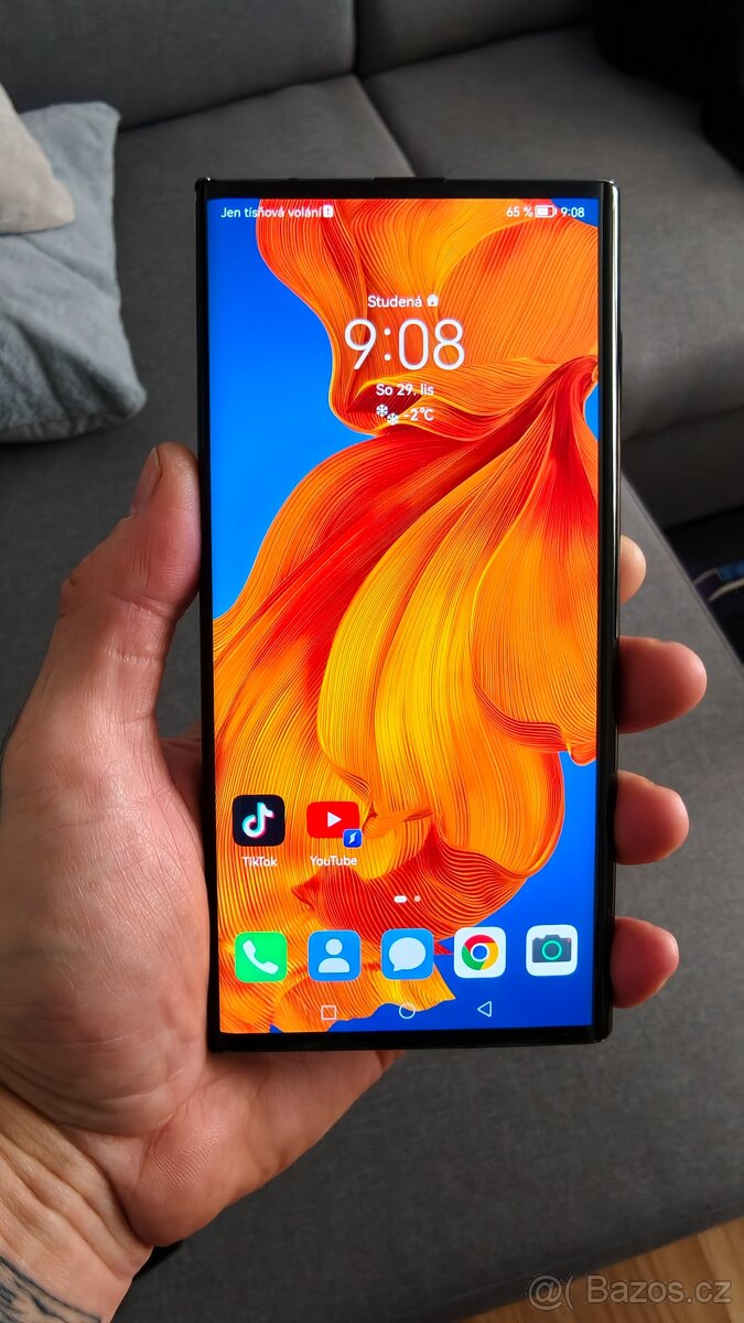 Huawei mate xs
