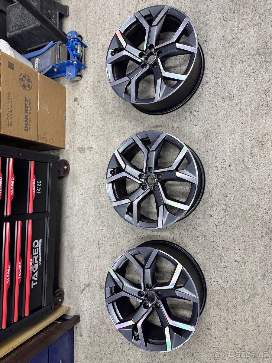 Alu Škoda KODIAQ RILA 20