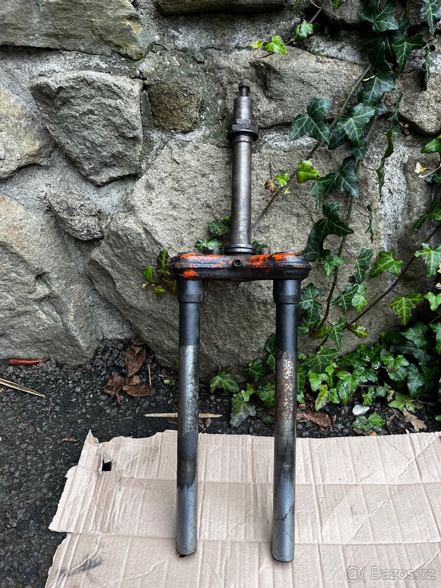 Jawa 90 cross přední vidlice