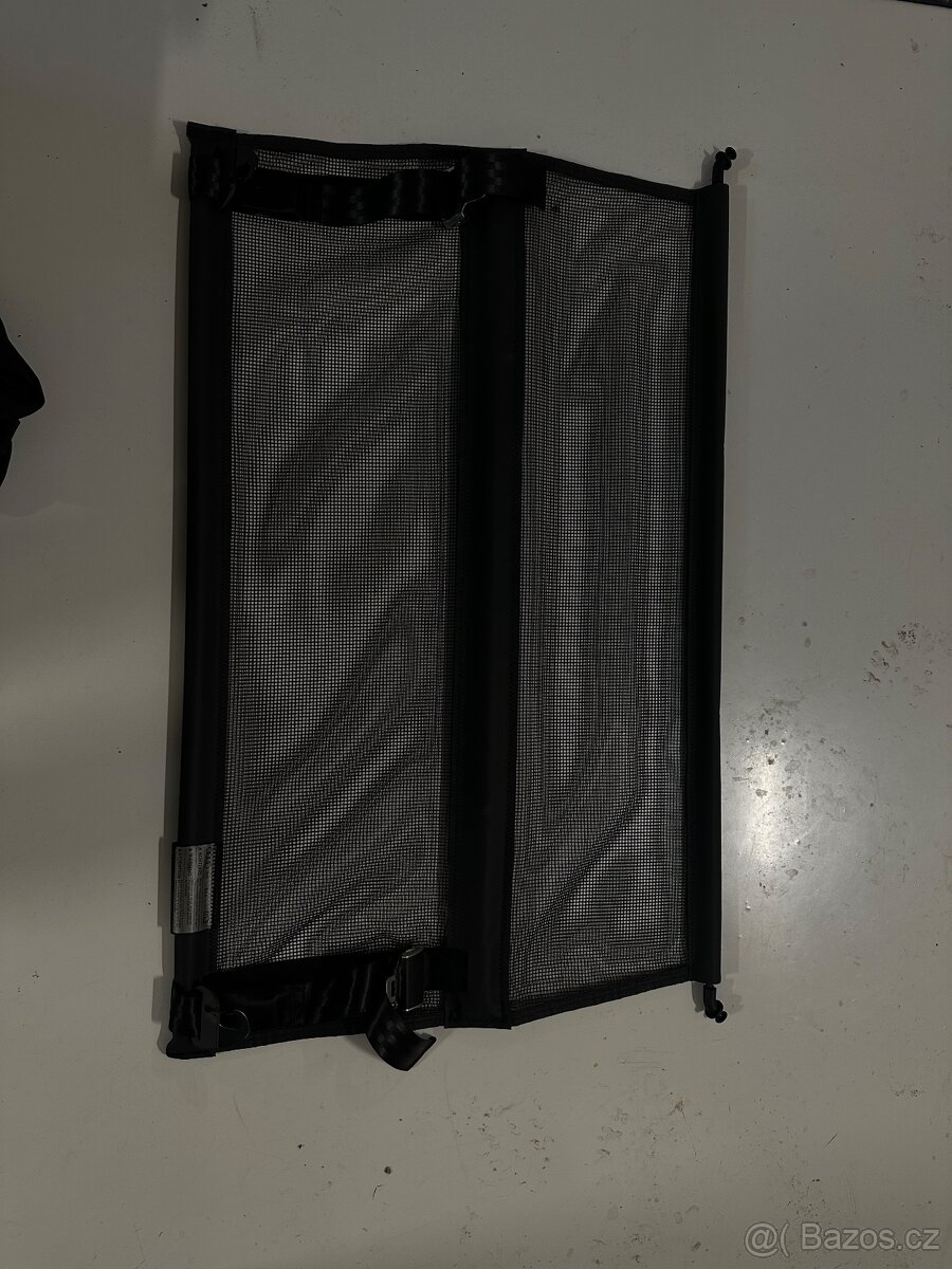 Dělící síť do kufru Audi Q7