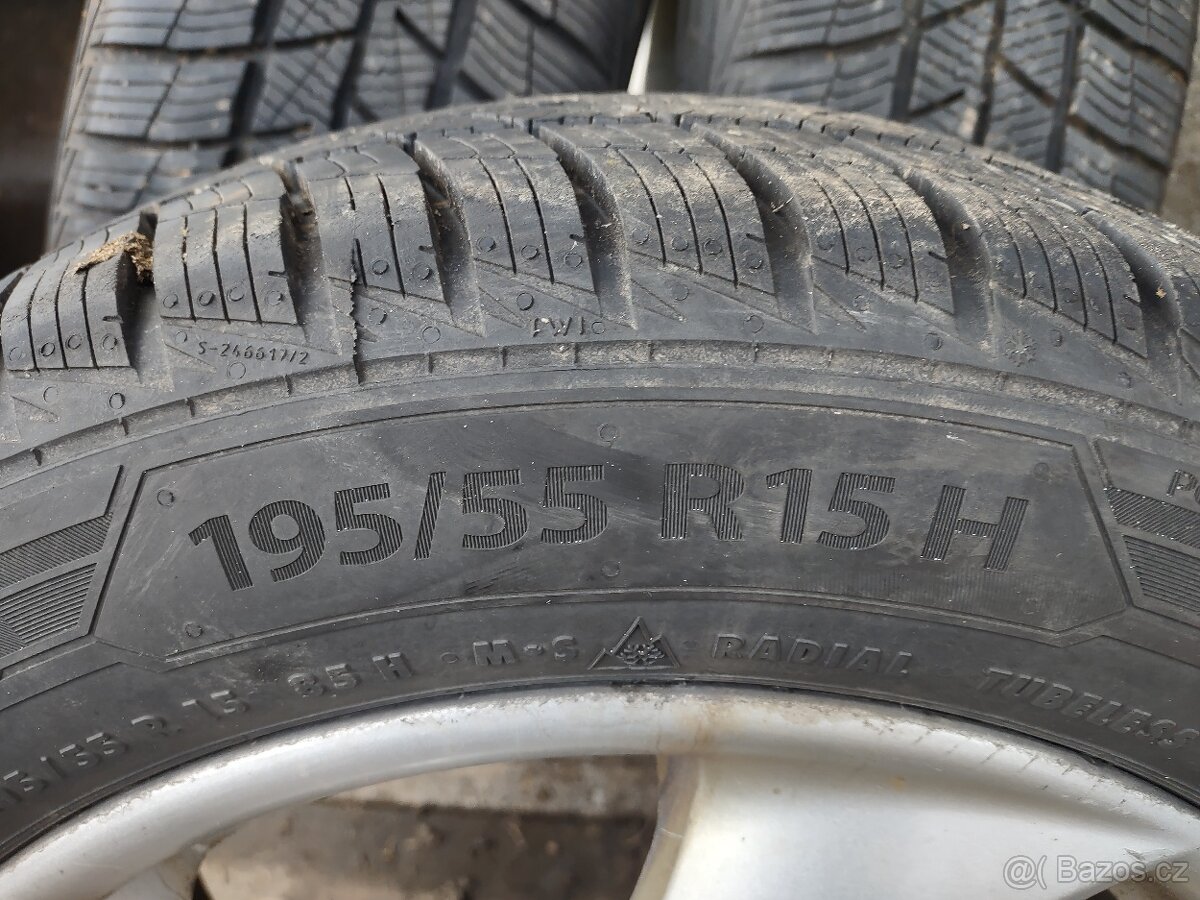 Zimní pneu 195/55R15