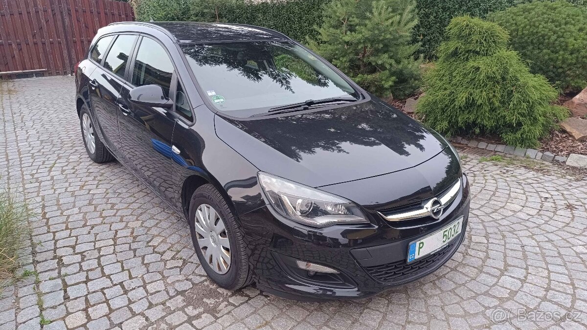 Prodám Opel Astra kombi 1,6TD 100kW, 2015, super stav
