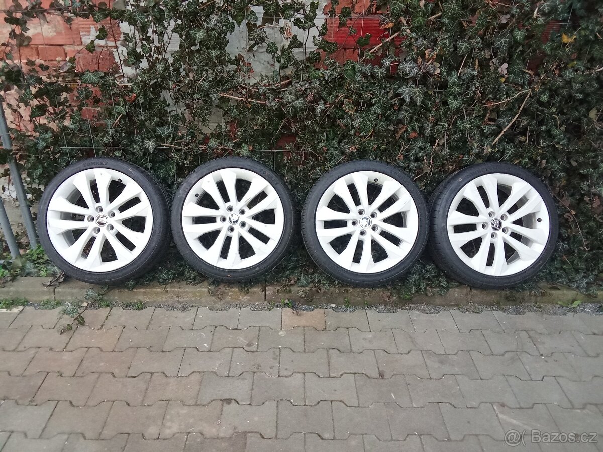 Originální alu kola 7Jx17 ET41 5x100 Fabia  RS