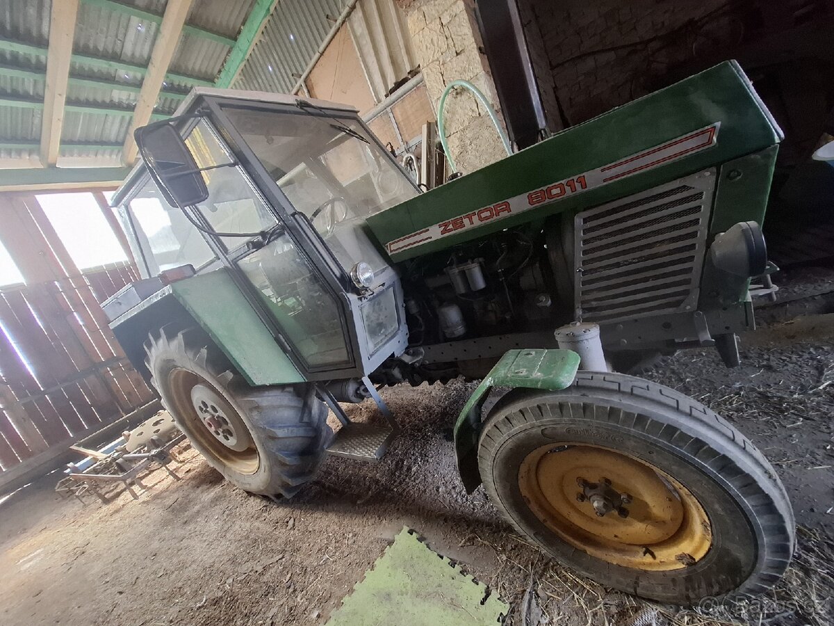 Zetor 8011