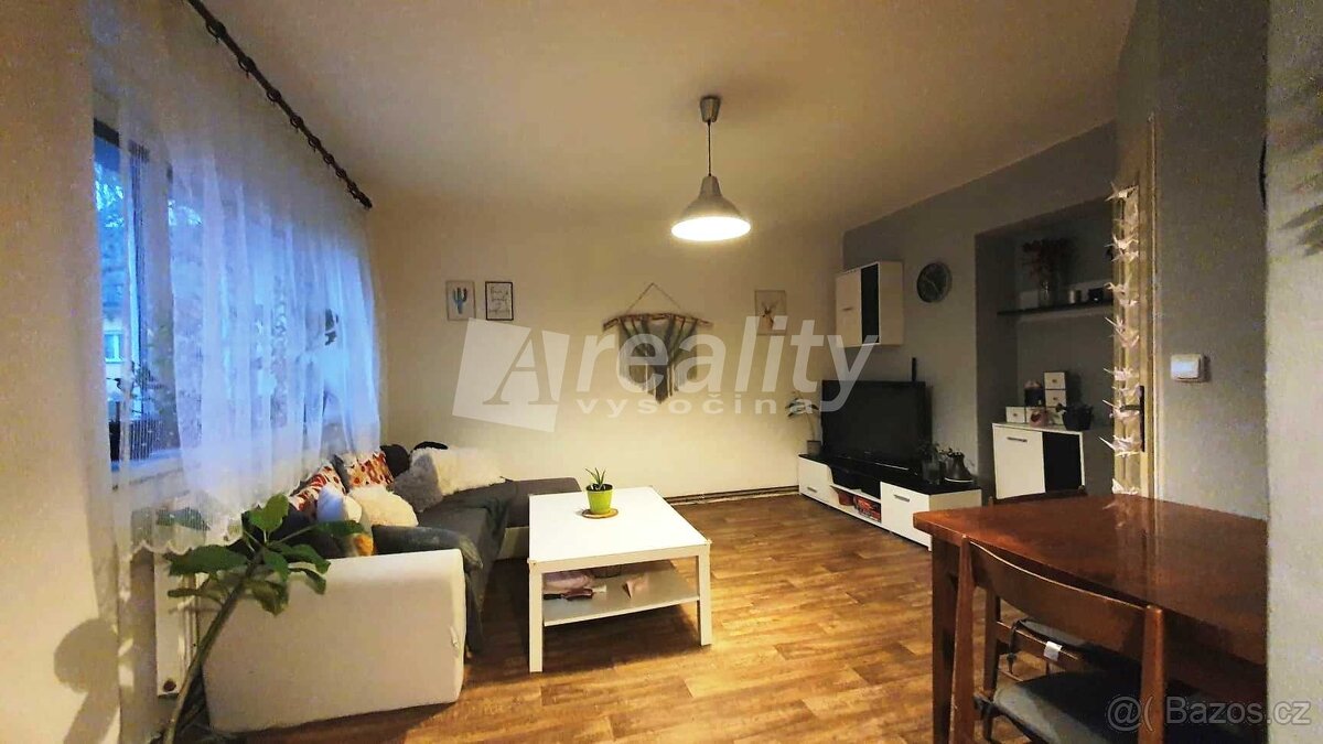 Pronájem zařízeného bytu 2+1, Třebíč - Horka-Domky