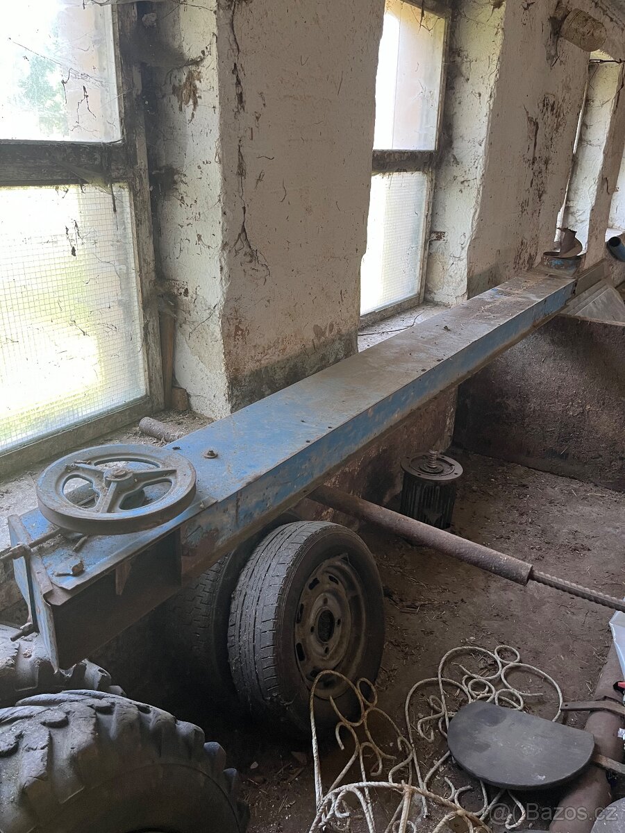Elevator E512