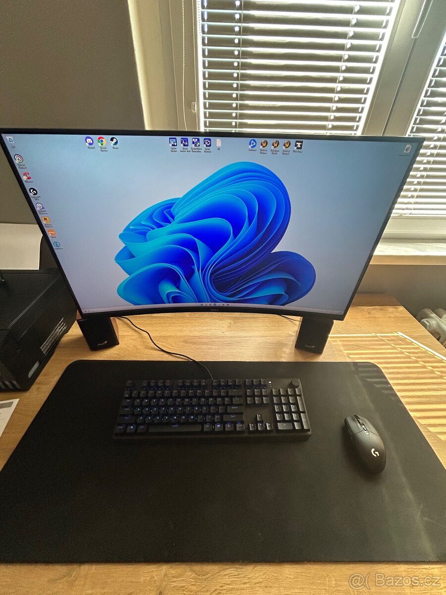 Stolní PC ryzen 5 5600 rx6700xt.