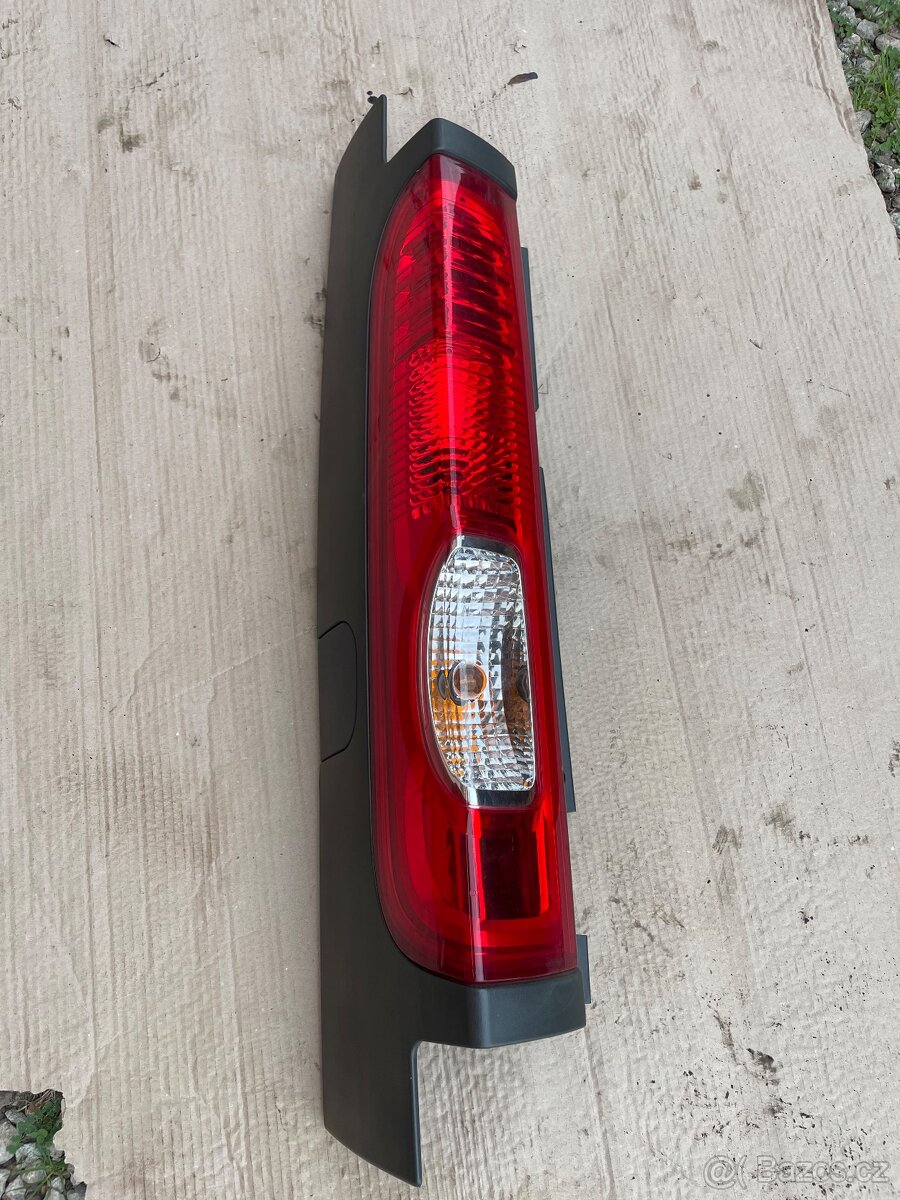 Levé zadní světlo Renault Trafic II - 265A60118R