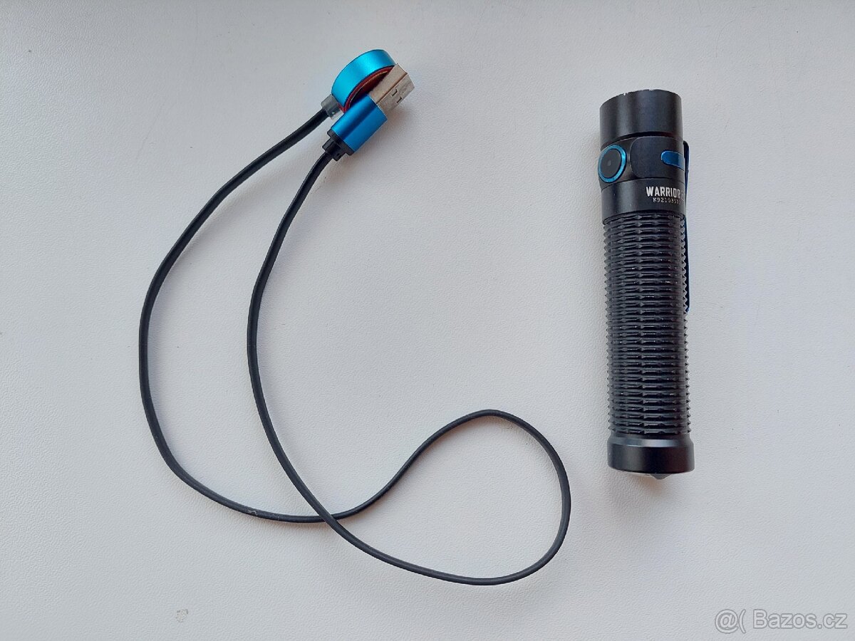 Takticka LED svitilna Olight Warrior mini
