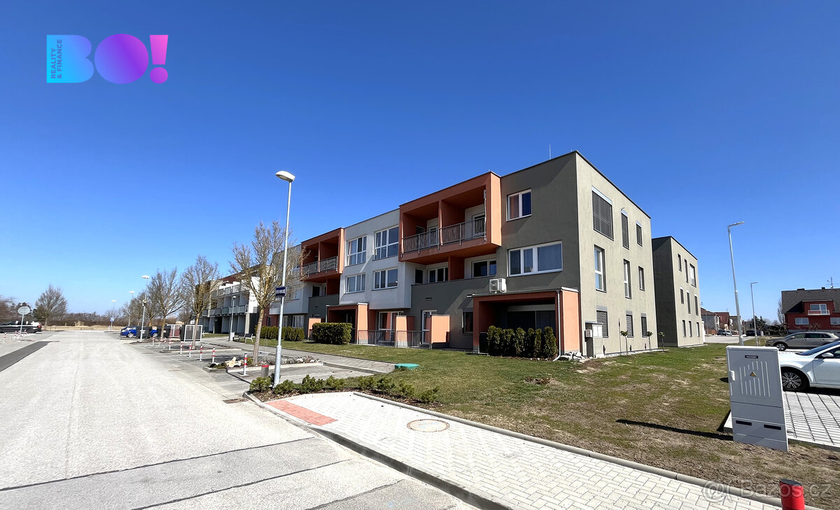 Prodej bytu 1+kk s balkónem, Třeboň