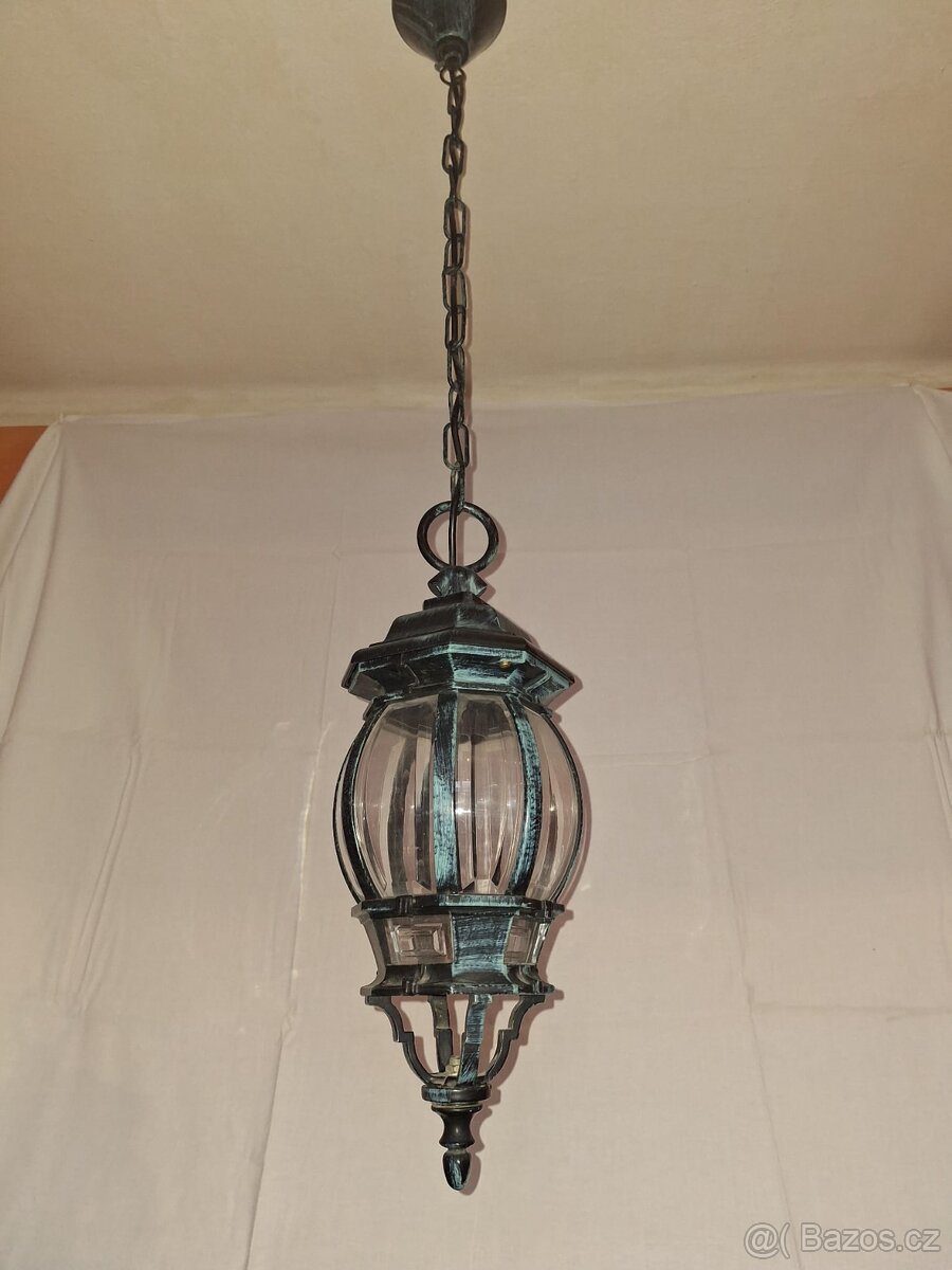 venkovní závěsná lampa