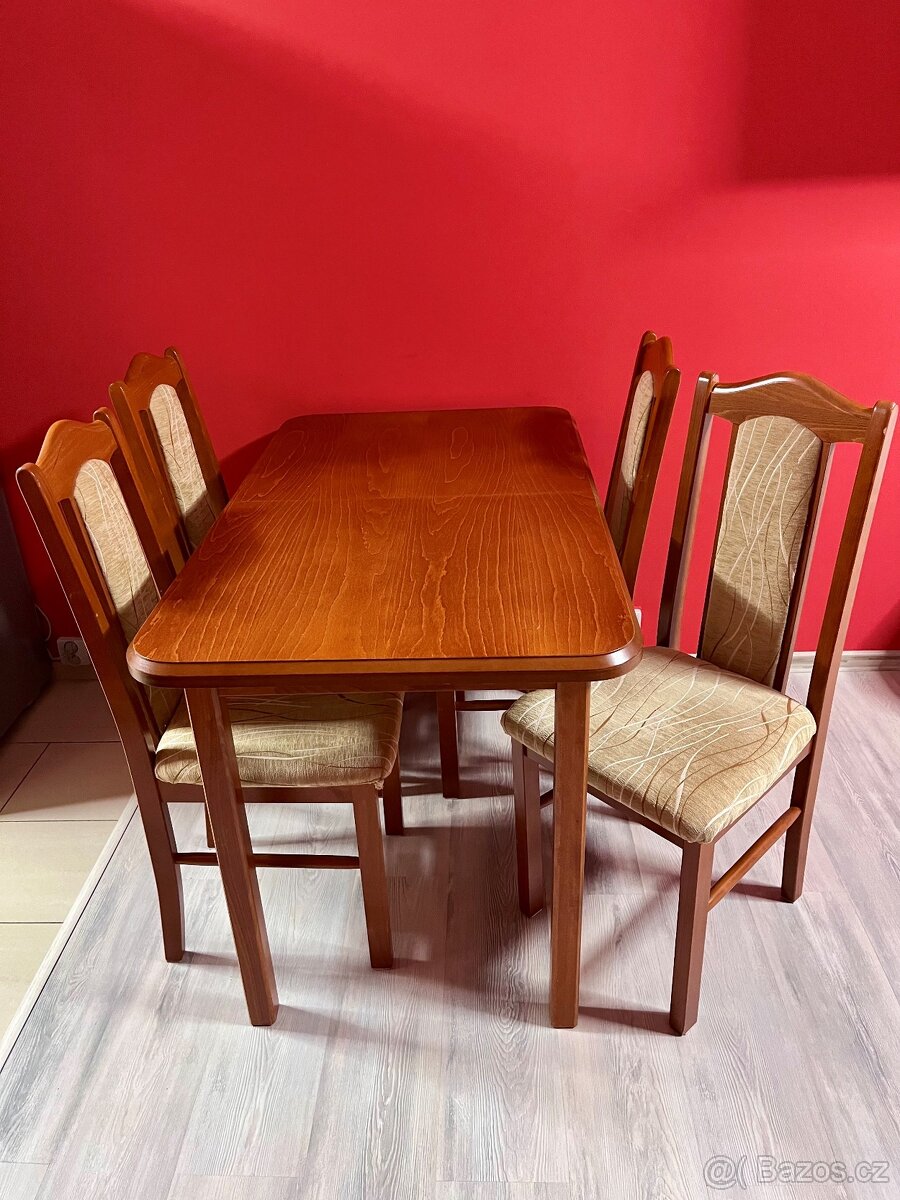 Prodám 4 židle - barva třešeň (calvados), béžový potah