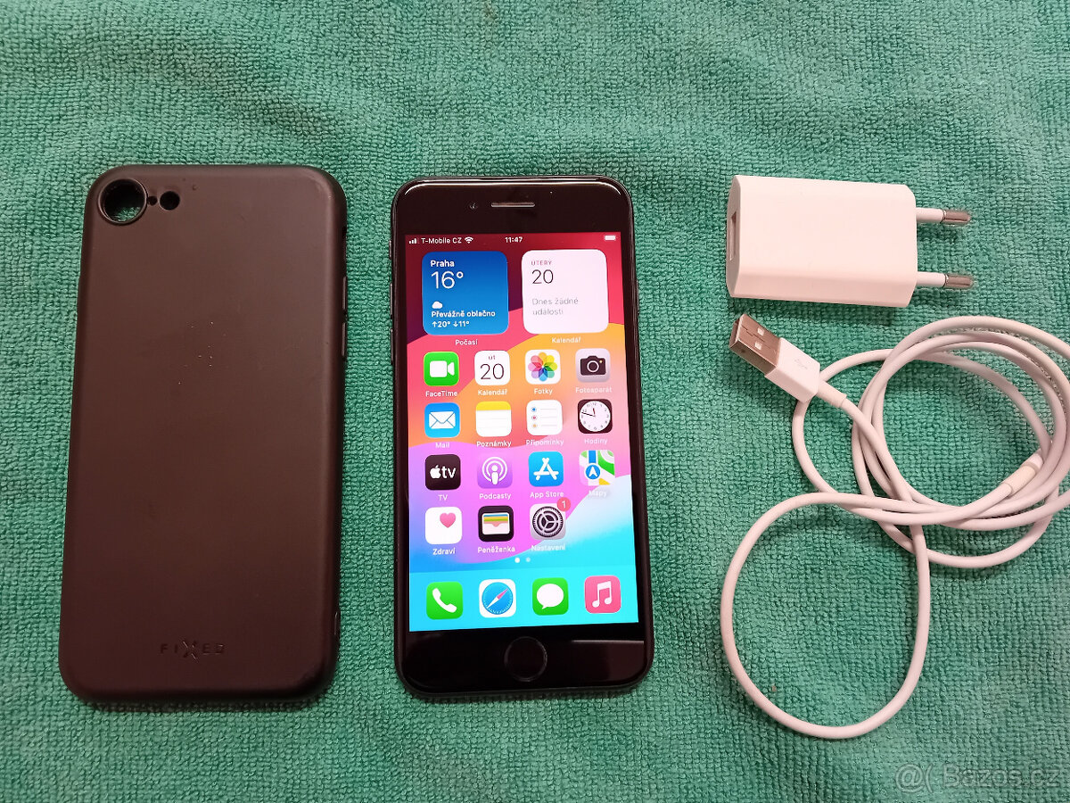 Apple Iphone SE - 64GB, baterie 100%, TOP STAV