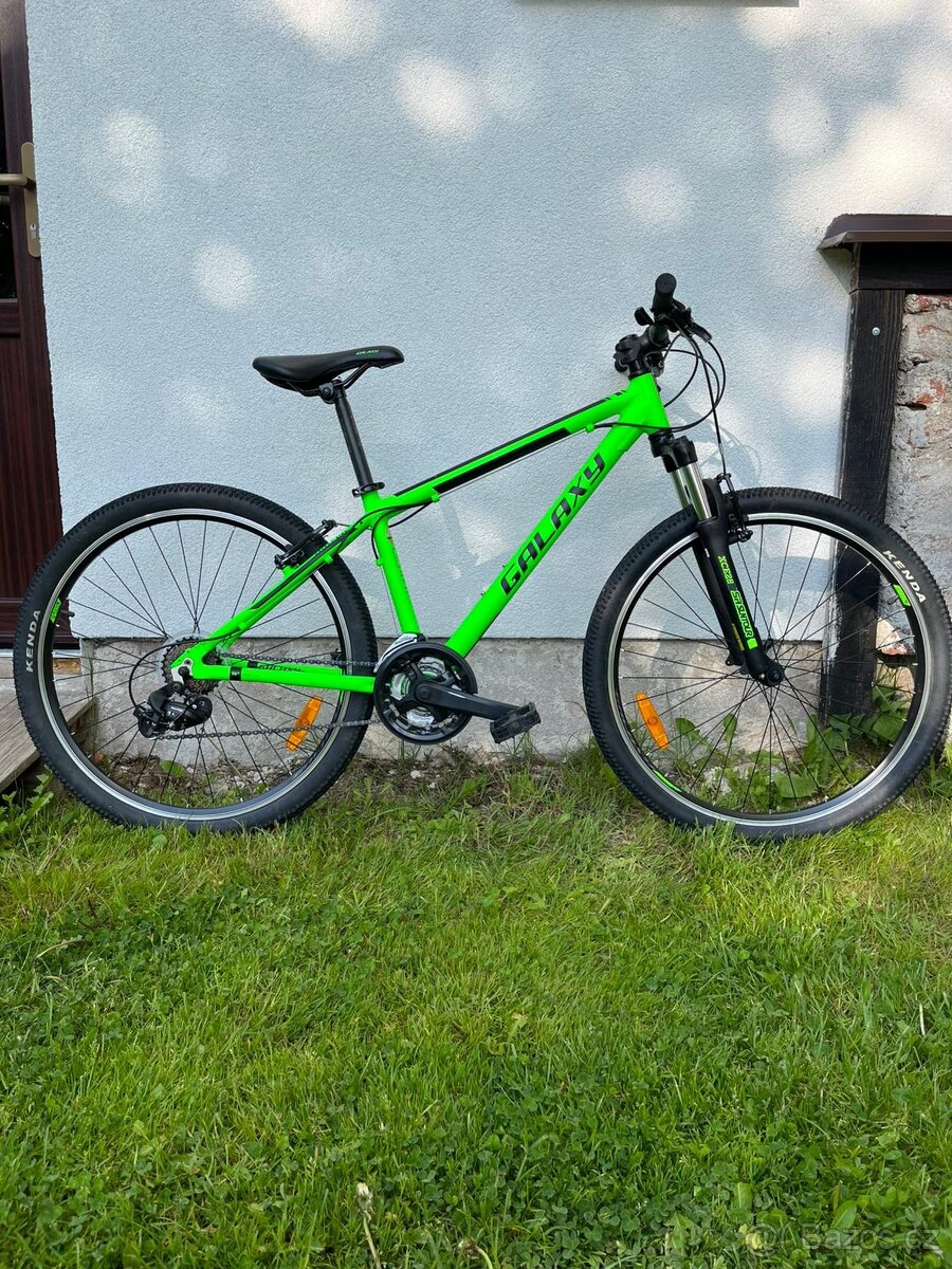 Galaxy Merkur 26" – horské kolo s odpruženou vidlicí a přeh