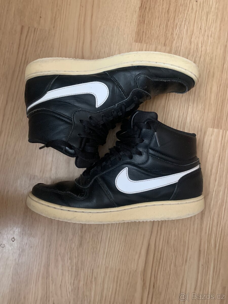 Nike boty kotníkové