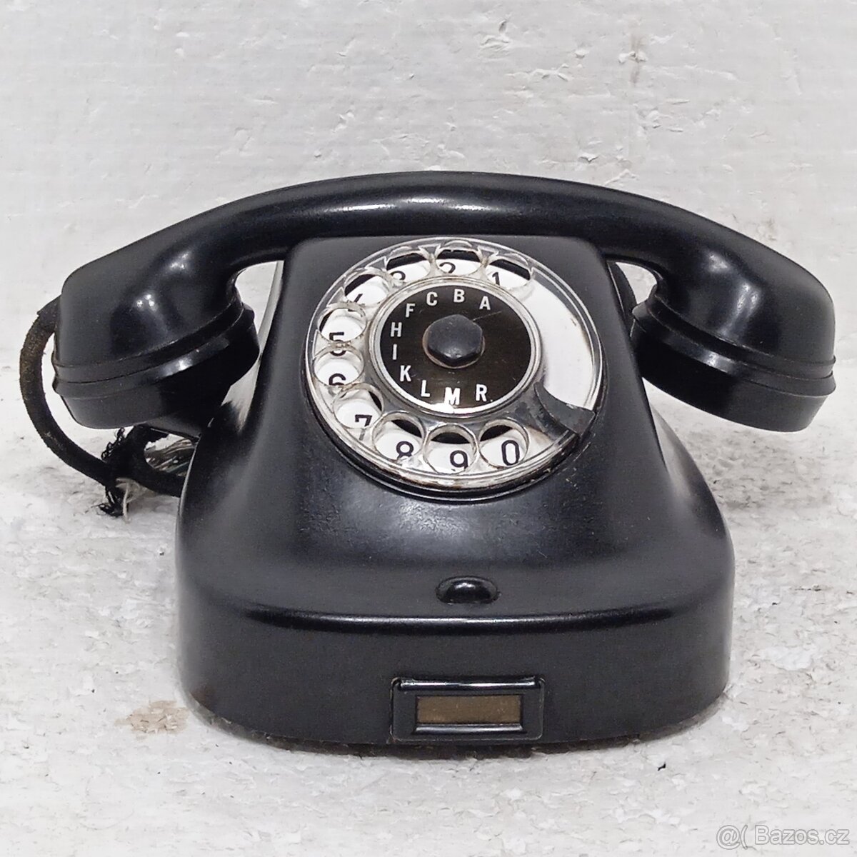 Retro bakelitový telefon KL Vorošilov 1962
