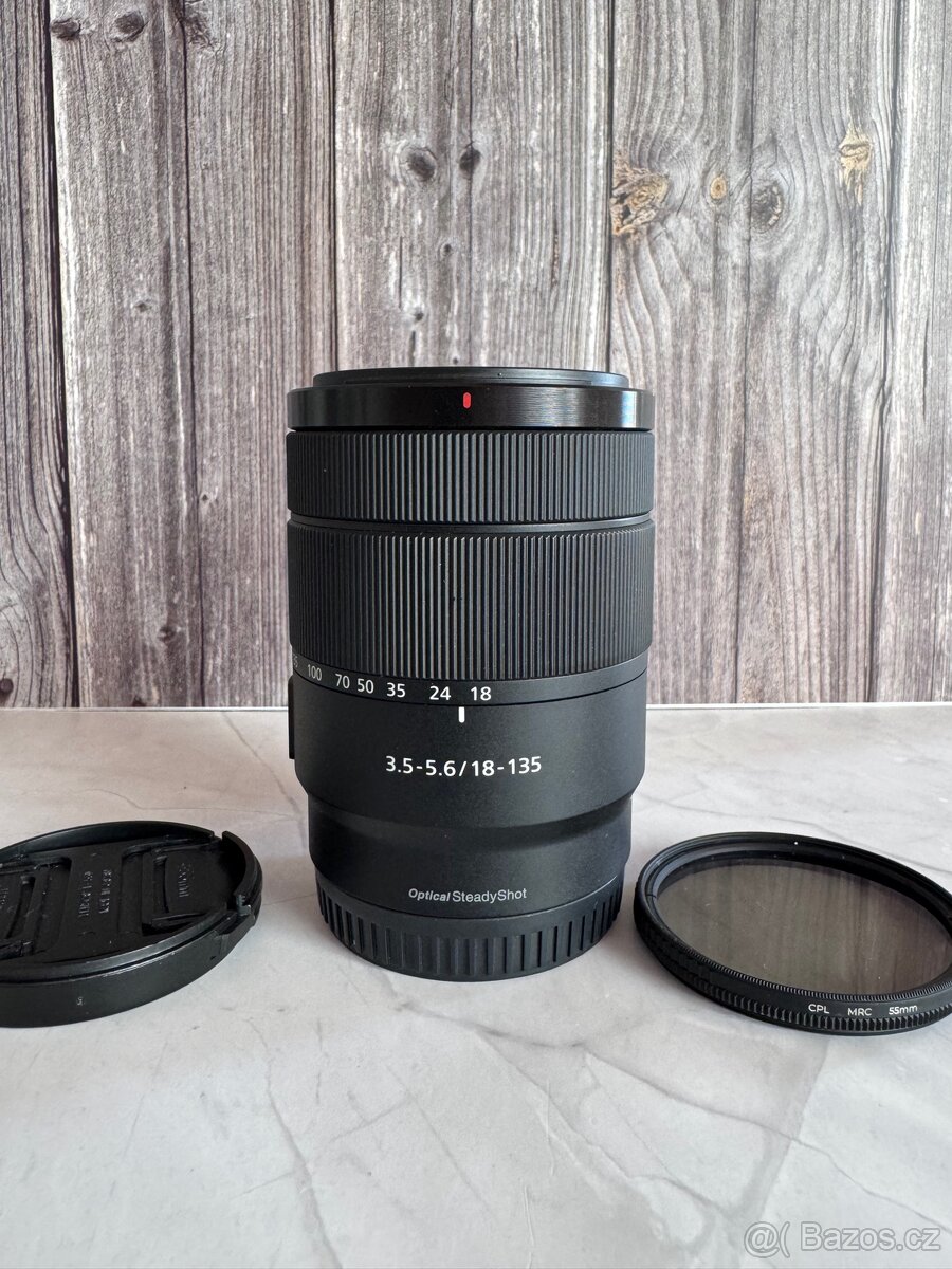 Sony 18-135mm f/3.5-5.6 OSS Objektiv