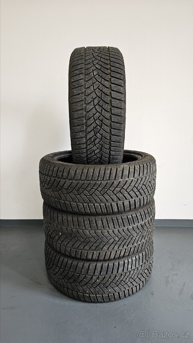 Zimní pneumatiky 235/45/18, Goodyear, DOT2722